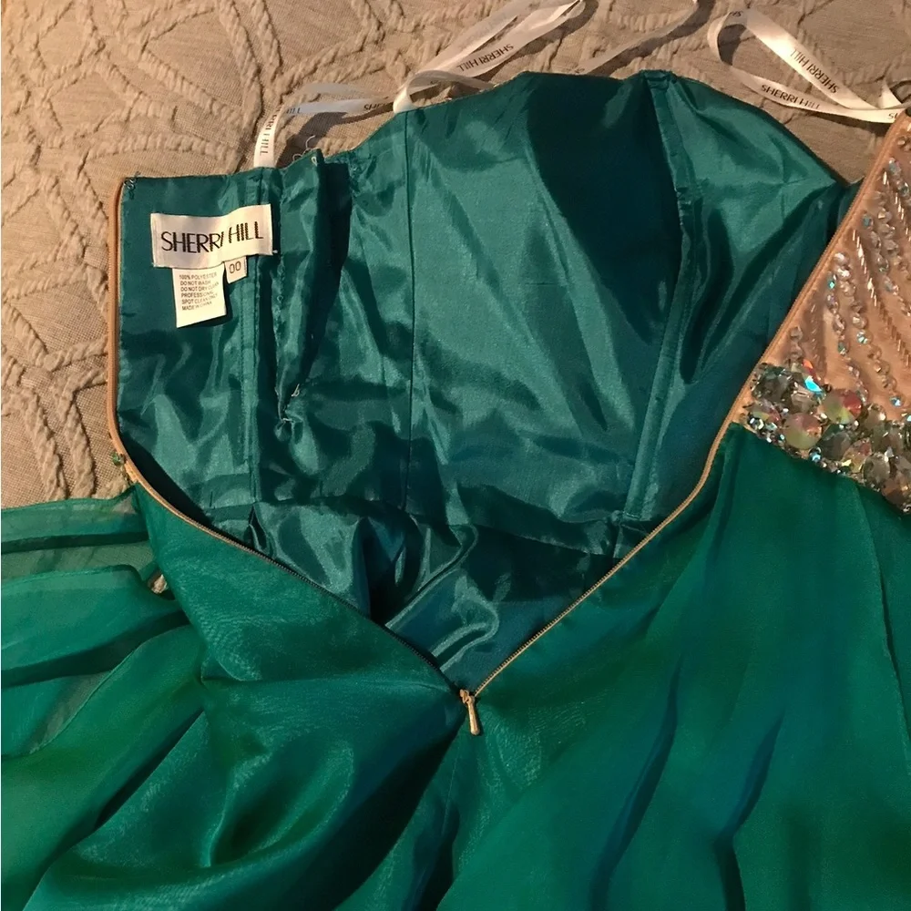 Sherri Hill Short Party Dress - Picture 13 of 16